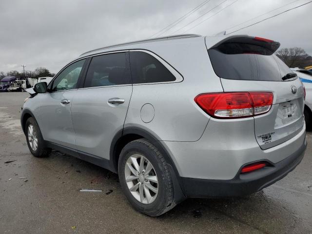 5XYPG4A57GG012582 - 2016 KIA SORENTO LX SILVER photo 2