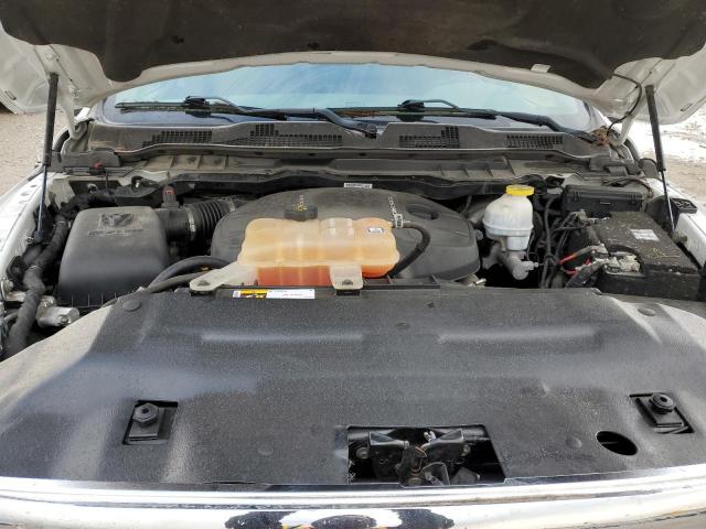 1C6RR7KM0JS262538 - 2018 RAM 1500 ST WHITE photo 11