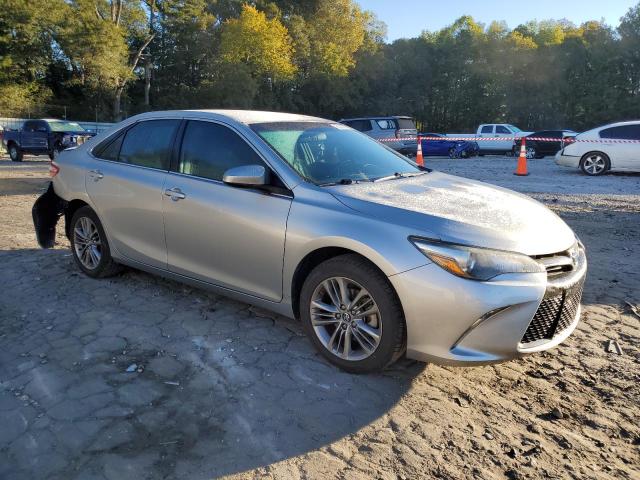 4T1BF1FK1GU223944 - 2016 TOYOTA CAMRY LE SILVER photo 4