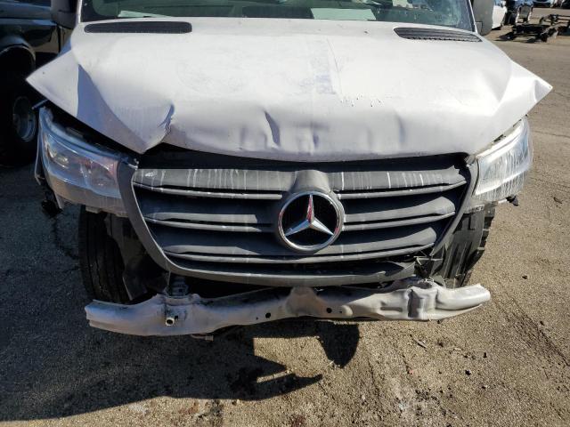 W1Y40CHY5KT018472 - 2019 MERCEDES-BENZ SPRINTER 2500 WHITE photo 12