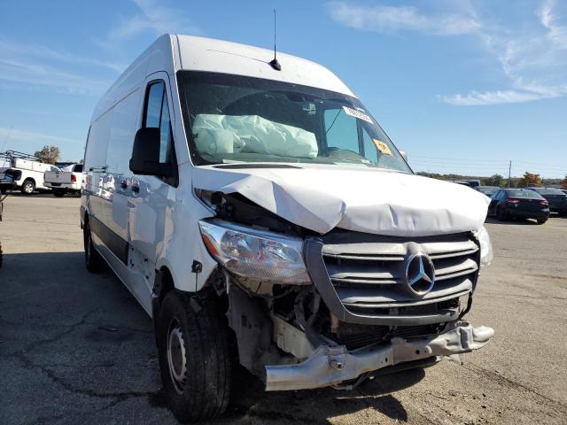 W1Y40CHY5KT018472 - 2019 MERCEDES-BENZ SPRINTER 2500 WHITE photo 4