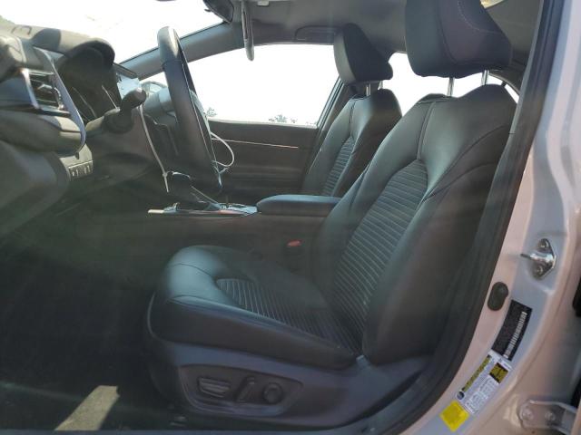 4T1G11AK1RU224008 - 2024 TOYOTA CAMRY SE NIGHT SHADE WHITE photo 7