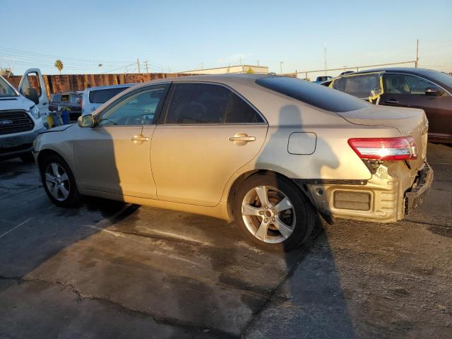 4T1BF3EK9BU597532 - 2011 TOYOTA CAMRY BASE GOLD photo 2