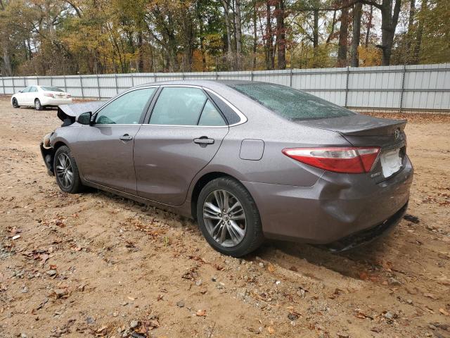 4T1BF1FK3FU007317 - 2015 TOYOTA CAMRY LE GRAY photo 2