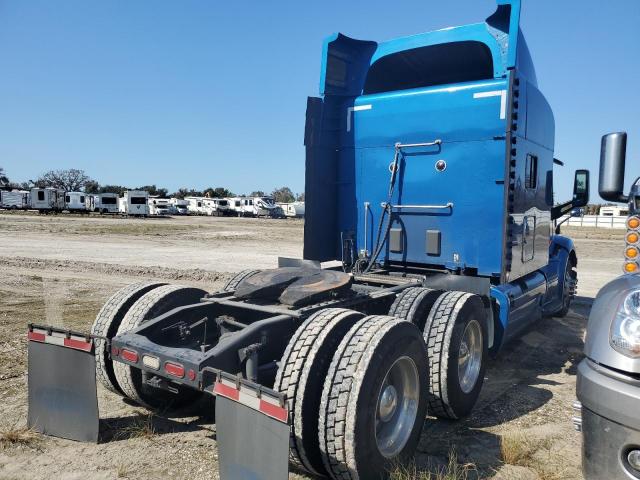 1XPBD49X2GD281286 - 2016 PETERBILT 579 BLUE photo 4