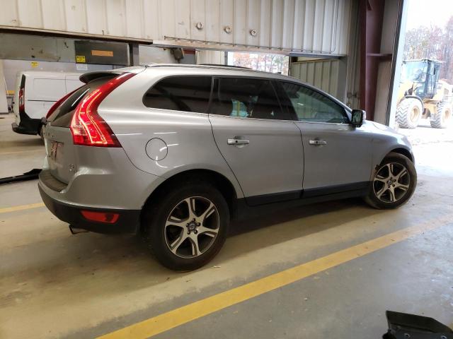 YV4902DZ0C2308738 - 2012 VOLVO XC60 T6 SILVER photo 3