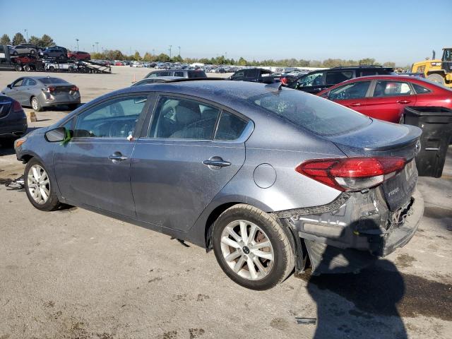 3KPFL4A73HE058627 - 2017 KIA FORTE LX SILVER photo 2