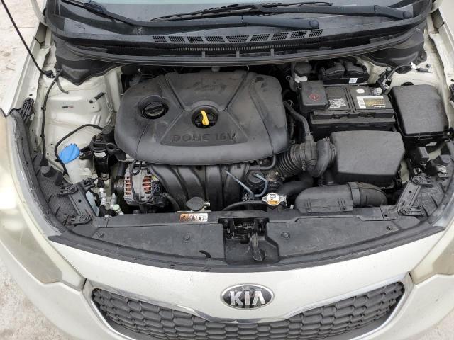 KNAFK4A65F5296723 - 2015 KIA FORTE LX BEIGE photo 11