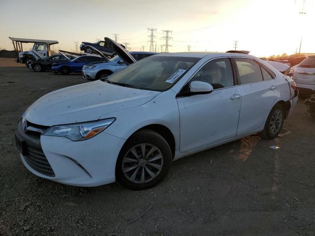 4T1BF1FK3HU295245 - 2017 TOYOTA CAMRY LE WHITE photo 1