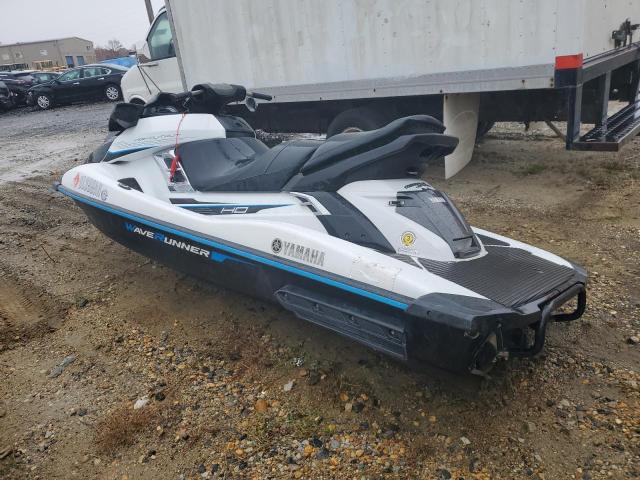 YAMA1369C818 - 2018 YAMAHA JETSKI WHITE photo 3