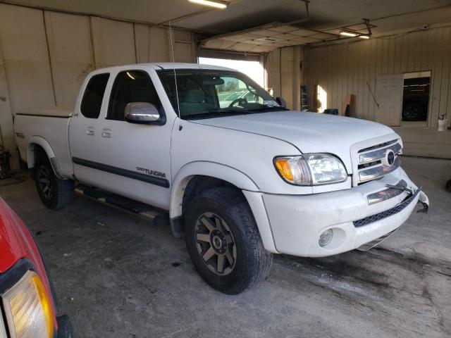 5TBBT441X4S452379 - 2004 TOYOTA TUNDRA ACCESS CAB SR5 WHITE photo 4