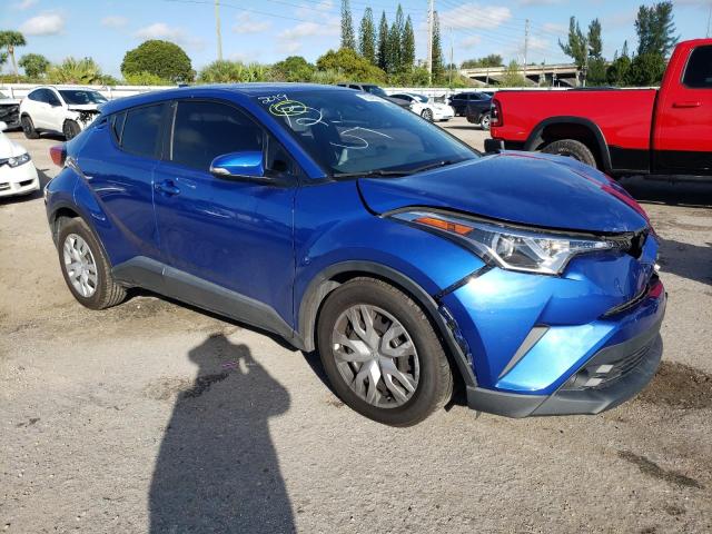 JTNKHMBX7K1022718 - 2019 TOYOTA C-HR XLE BLUE photo 4