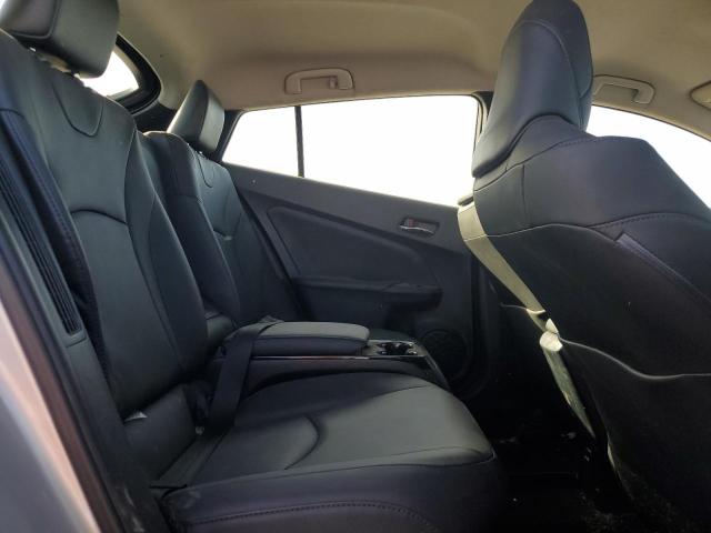 JTDKARFP7K3111581 - 2019 TOYOTA PRIUS PRIM 银色 照片 10