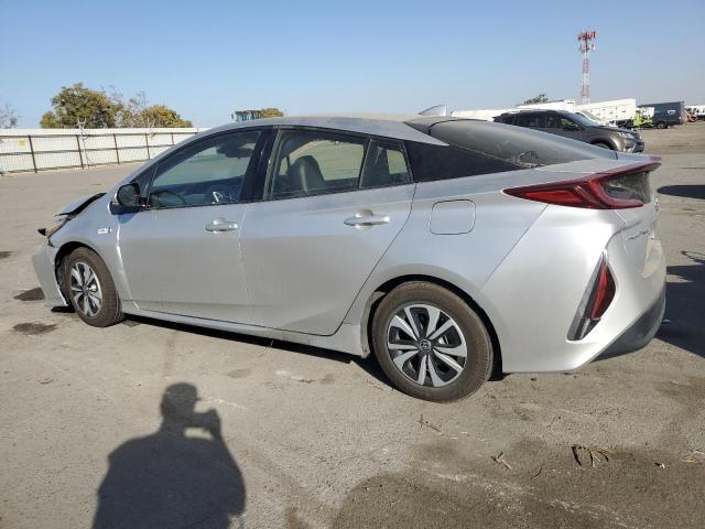 JTDKARFP7K3111581 - 2019 TOYOTA PRIUS PRIM 银色 照片 2
