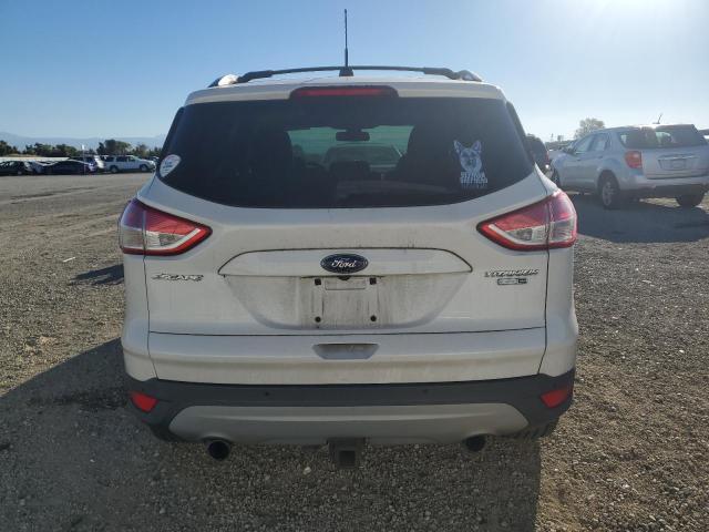 1FMCU9J90DUB83932 - 2013 FORD ESCAPE TITANIUM WHITE photo 6