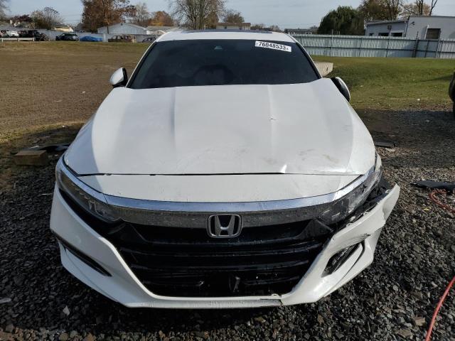 1HGCV2F59KA006083 - 2019 HONDA ACCORD EXL WHITE photo 5