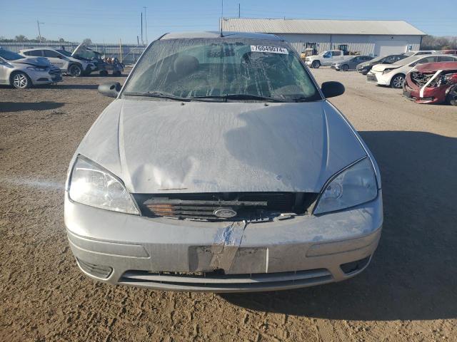 1FAFP34NX7W250503 - 2007 FORD FOCUS ZX4 GRAY photo 5