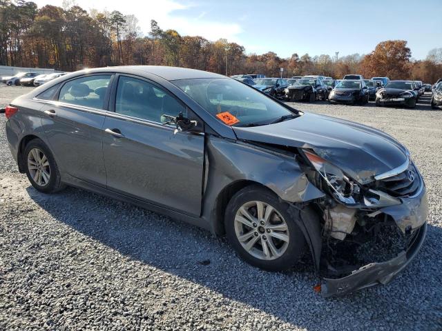 5NPEB4AC8DH539992 - 2013 HYUNDAI SONATA GLS GRAY photo 4