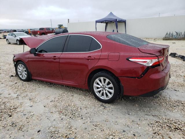 4T1B11HK8JU668832 - 2018 TOYOTA CAMRY L BURGUNDY photo 2