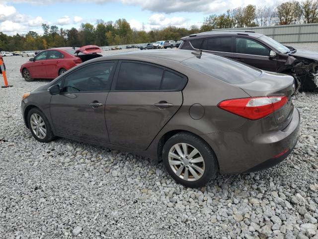 KNAFX4A64E5212472 - 2014 KIA FORTE LX BROWN photo 2