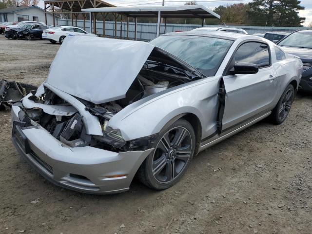 1ZVBP8AM6E5318801 - 2014 FORD MUSTANG SILVER photo 1