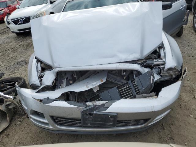 1ZVBP8AM6E5318801 - 2014 FORD MUSTANG SILVER photo 11