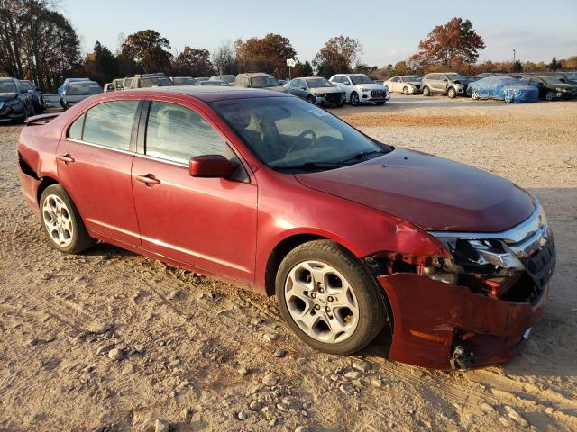 3FAHP0HG9AR139633 - 2010 FORD FUSION SE BURGUNDY photo 4