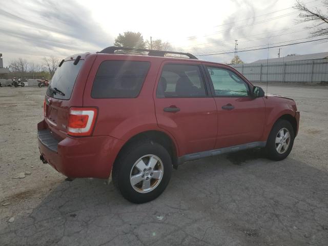 1FMCU9DG8BKA13708 - 2011 FORD ESCAPE XLT RED photo 3