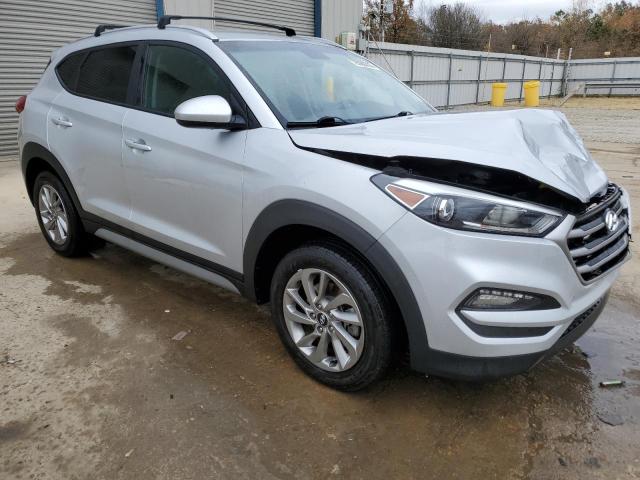 KM8J33A47JU806101 - 2018 HYUNDAI TUCSON SEL SILVER photo 4