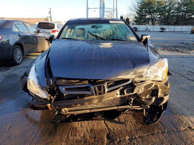 1HGCM56654A171841 - 2004 HONDA ACCORD EX SILVER photo 5