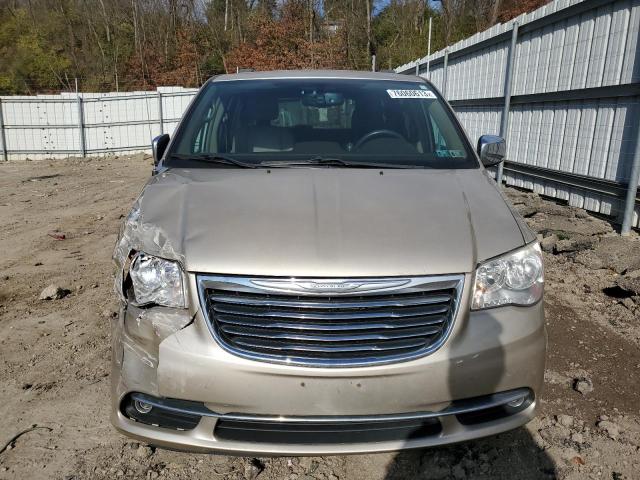 2C4RC1CG1DR805935 - 2013 CHRYSLER TOWN & COU TOURING L TAN photo 5