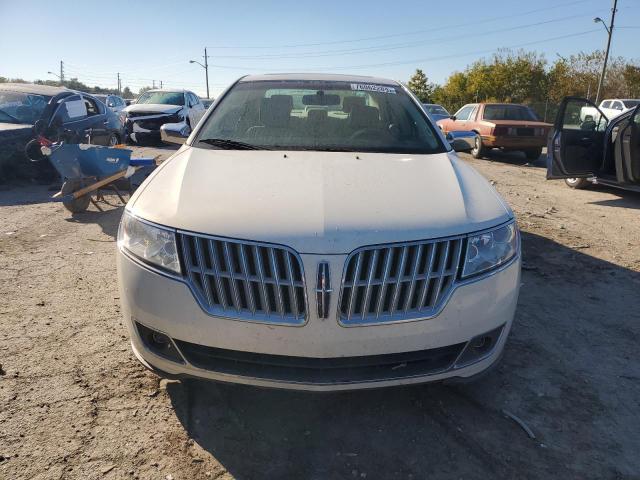 3LNHL2GCXCR801783 - 2012 LINCOLN MKZ WHITE photo 5