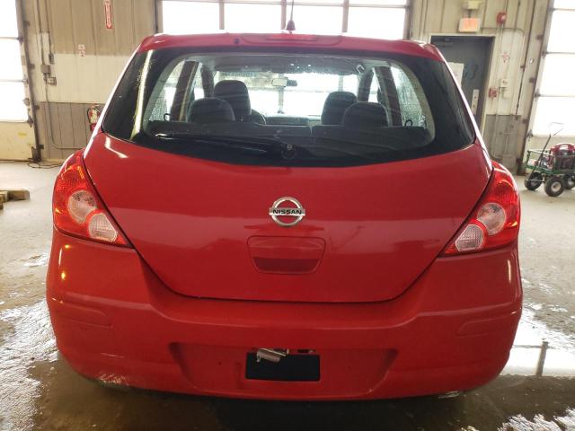 3N1BC13E29L499951 - 2009 NISSAN VERSA S RED photo 6