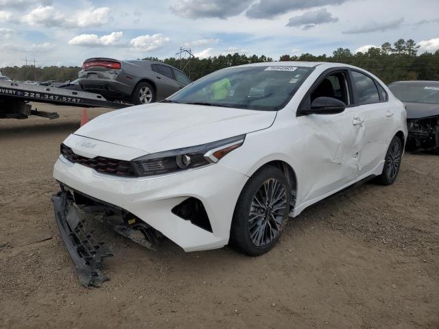 3KPF54AD2PE634366 - 2023 KIA FORTE GT LINE WHITE photo 1