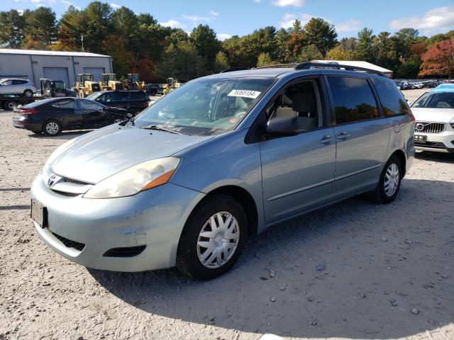 2010 TOYOTA SIENNA CE, 