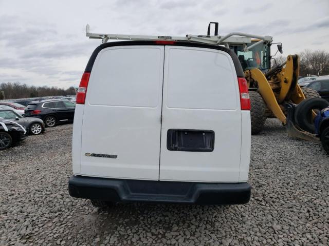 1GCWGAFG1K1276510 - 2019 CHEVROLET EXPRESS G2 WHITE photo 6