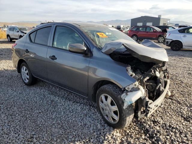 3N1CN7AP9JL801567 - 2018 NISSAN VERSA S GRAY photo 4