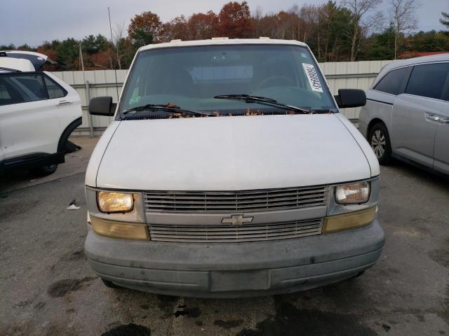 1GCDM19W0WB209013 - 1998 CHEVROLET ASTRO WHITE photo 5