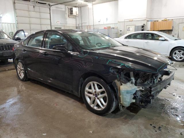 1FA6P0H77E5392627 - 2014 FORD FUSION SE BLACK photo 4