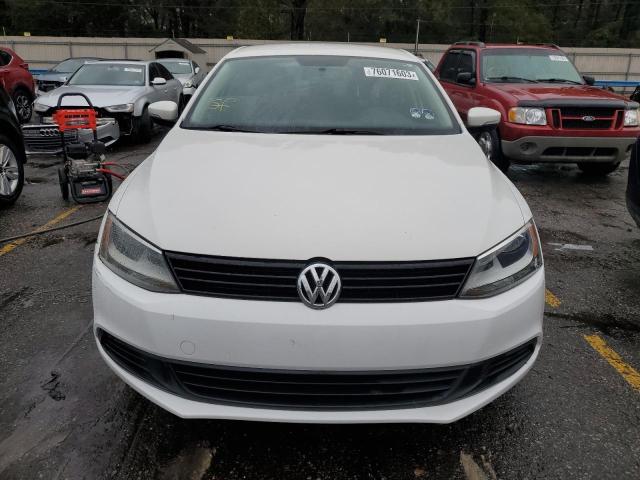 3VWD17AJ0EM364564 - 2014 VOLKSWAGEN JETTA SE WHITE photo 5