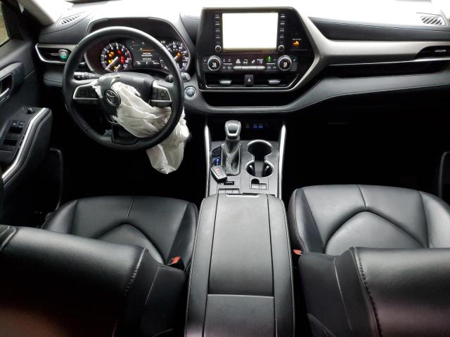 5TDGZRBH3NS182339 - 2022 TOYOTA HIGHLANDER XLE BLACK photo 8