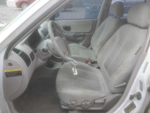 KMHCG45C03U491410 - 2003 HYUNDAI ACCENT GL WHITE photo 7