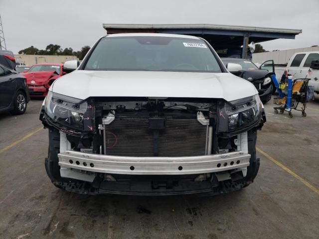 5FNYF7H54NB003700 - 2022 HONDA PASSPORT EXL WHITE photo 5