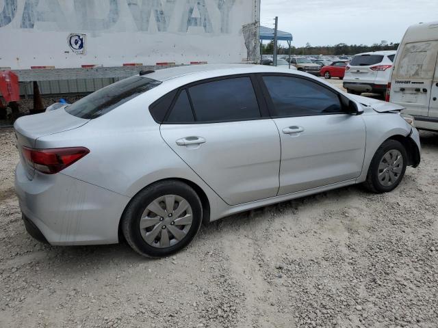 3KPA24AB7KE239268 - 2019 KIA RIO S SILVER photo 3