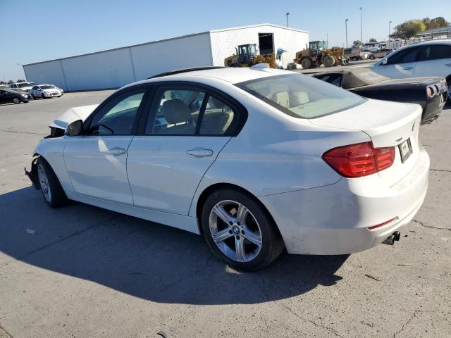 WBA3B3C56DF537777 - 2013 BMW 328 XI WHITE photo 2