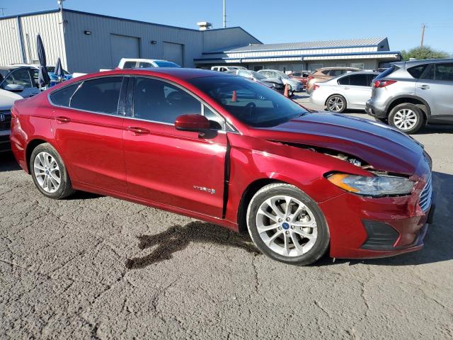 3FA6P0LU0KR149022 - 2019 FORD FUSION SE RED photo 4