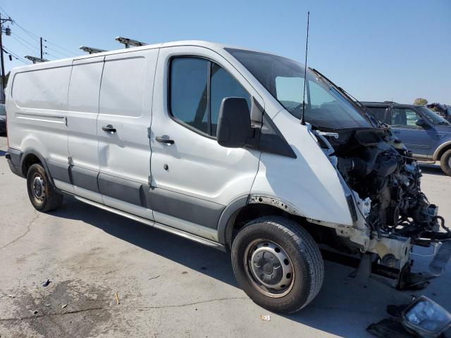 1FTYE9ZM0JKA10175 - 2018 FORD TRANSIT T-150 WHITE photo 4