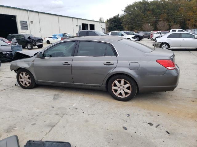 4T1BK36B26U163789 - 2006 TOYOTA AVALON XL GRAY photo 2