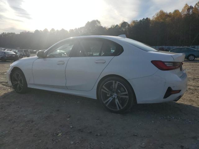 3MW5R1J53K8A03718 - 2019 BMW 330I WHITE photo 2