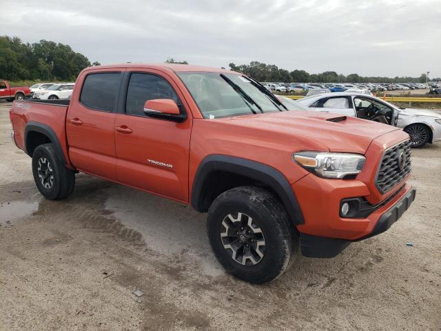 3TMCZ5AN8JM181907 - 2018 TOYOTA TACOMA DOUBLE CAB ORANGE photo 4